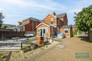 Photo 22- click for photo gallery